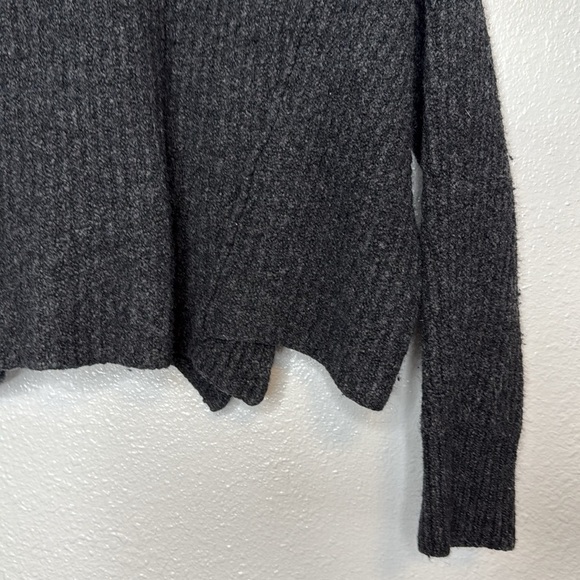 VINCE Women's Black Overlap Panel Crewneck Sweater XS - Picture 7 of 8